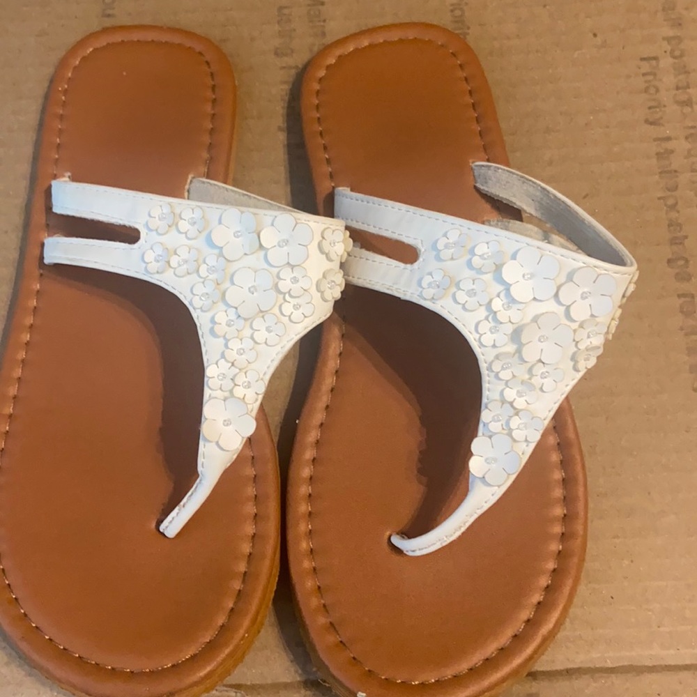 Girls sandals